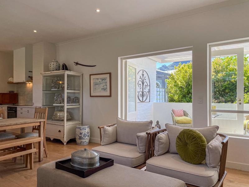 2 Bedroom Property for Sale in Hout Bay Western Cape